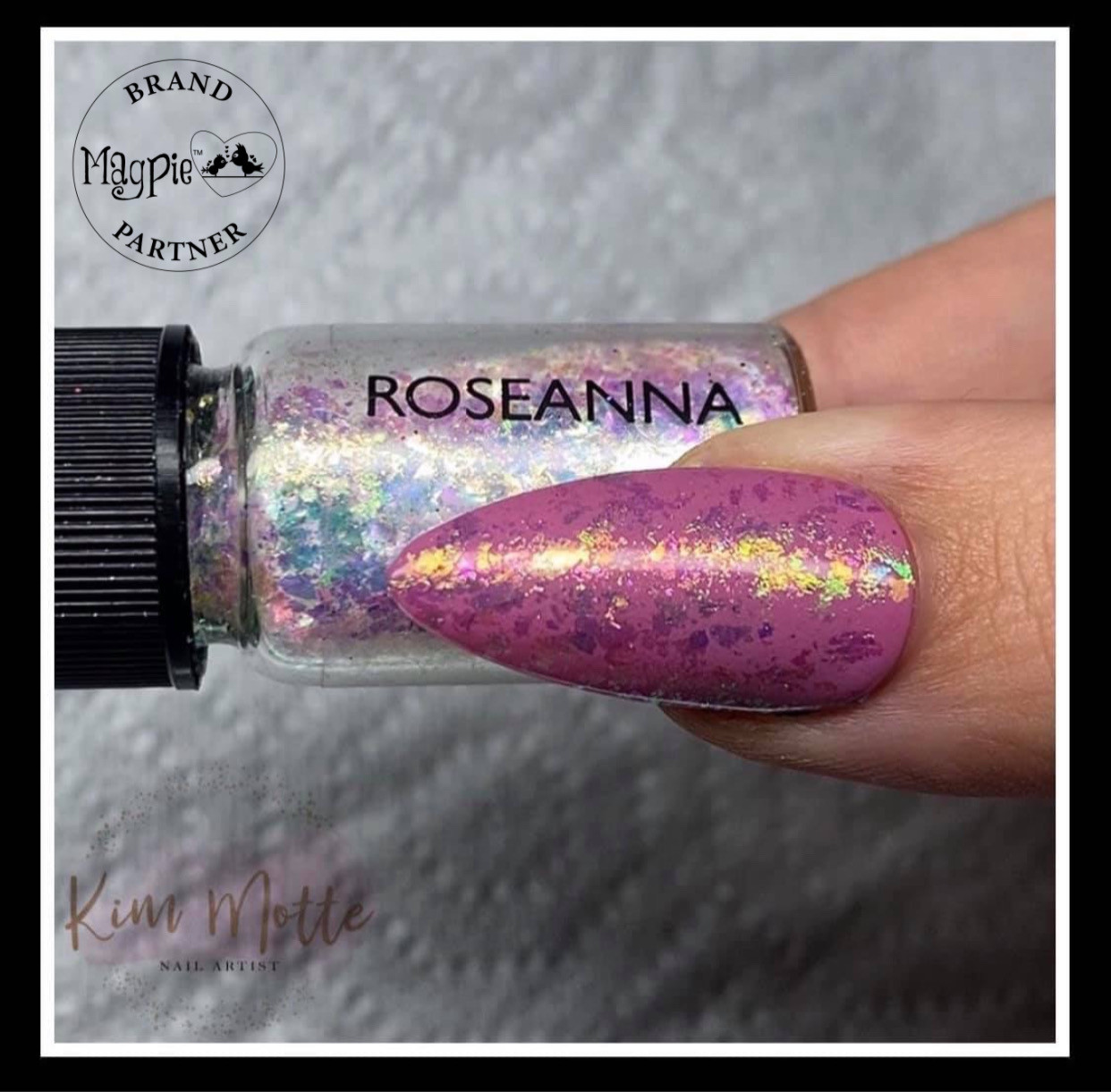 Roseanna Flake Dust